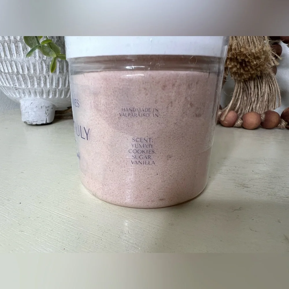 Brand New-Santa's Cookies Foaming Sugar Scrub